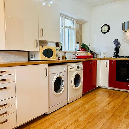 Little Connaught House Villa Портсмът Екстериор снимка
